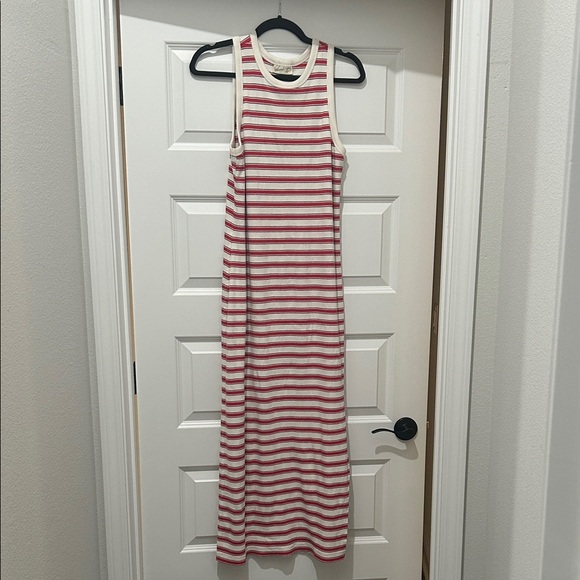 Universal Thread Dresses & Skirts - Universal Thread Red and White Striped dress